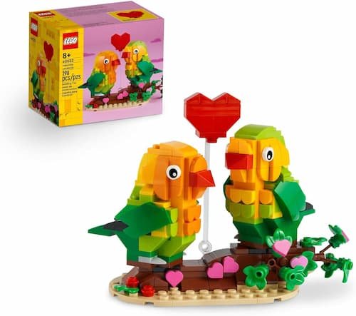 LEGO Valentine Lovebirds Building Toy Set